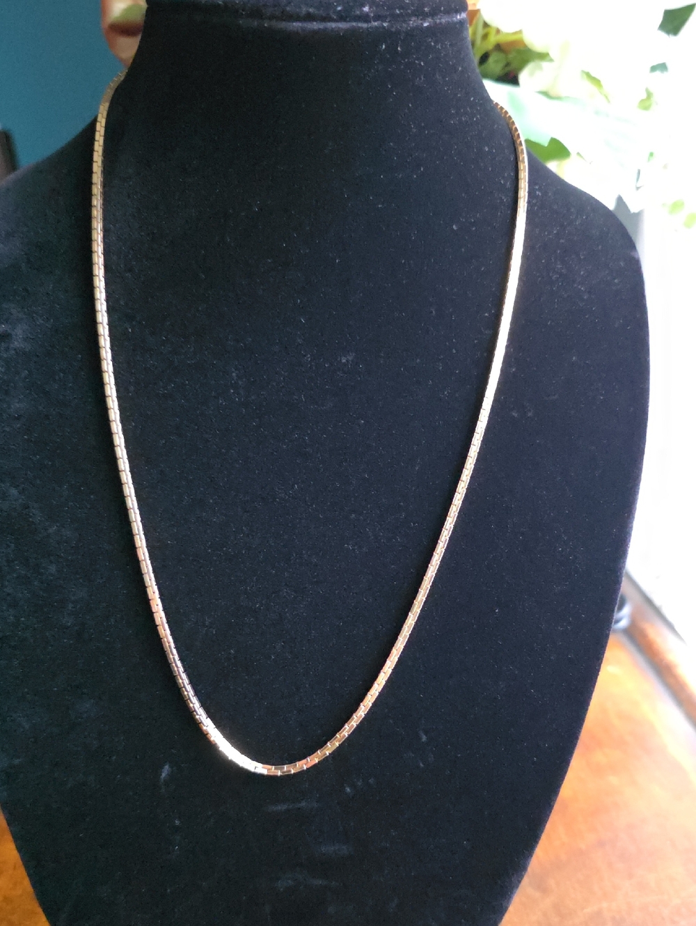 Elegant Trifari Gold Tone Box Chain Necklace 24"